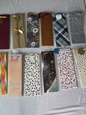 Wine Bottle Gift Bag Lot of 12 NWT Assorted Designs Includes Gift Tags